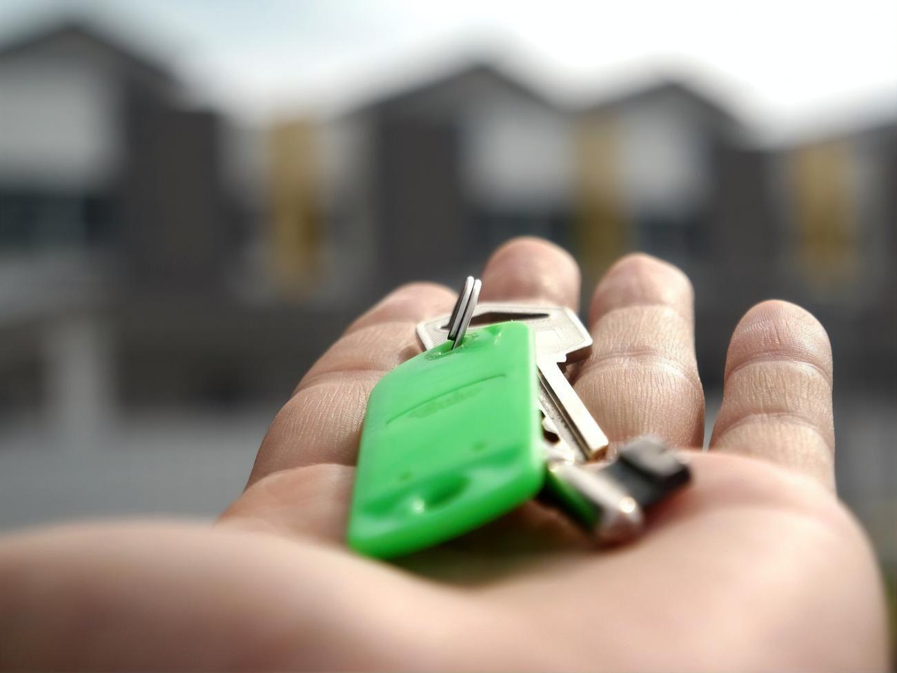 Предусмотрено выделение 305 млн грн, которые пойдут на то, чтобы обеспечить военнослужащих квартирами и домами