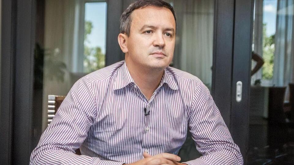 Політики сказали, що дають Петрушку час до наступної п'ятниці, 10 липня, щоб засідання робочої групи відбулося, інакше вони зареєструють постанову про його звільнення