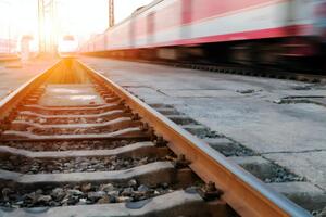 С 1 июня в Украине возобновилось железнодорожное сообщение