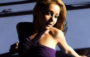 Тина Кароль показала новые снимки в ретро-стиле