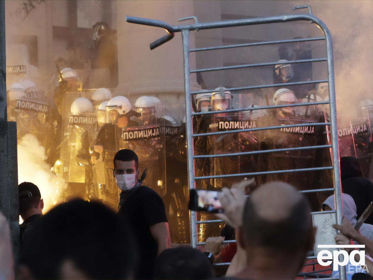 В ходе протестов сербская полиция задержала&nbsp;153 человека