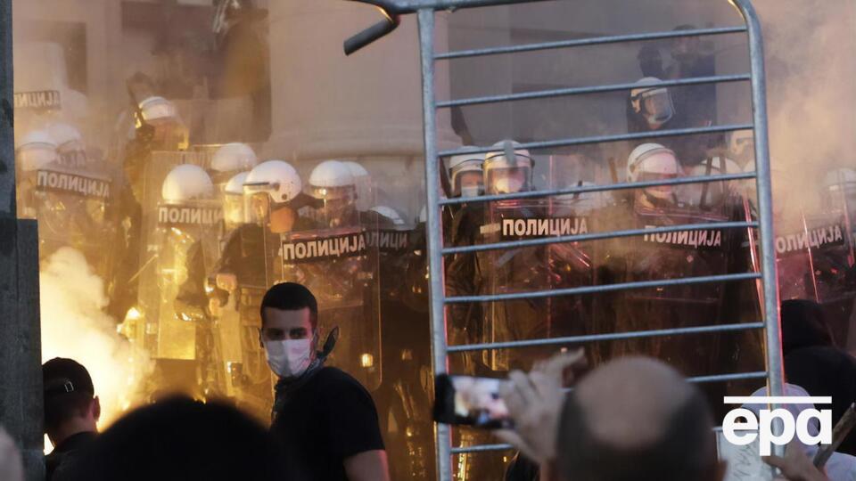 В ходе протестов сербская полиция задержала 153 человека