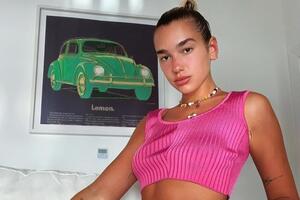 Певица работала над видео во время карантина