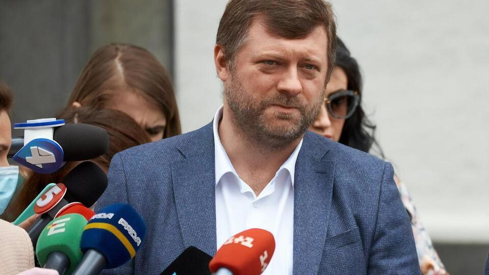 Корниенко: Есть инициатива депутатов относительно внеочередного заседания