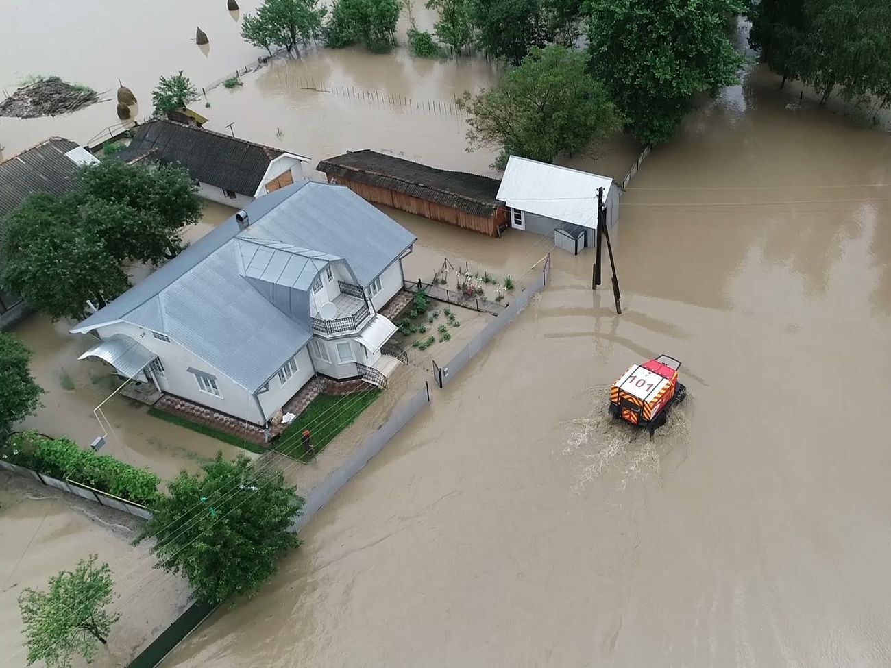В конце прошлого месяца на западе Украины произошло сильнейшее за 12 лет наводнение