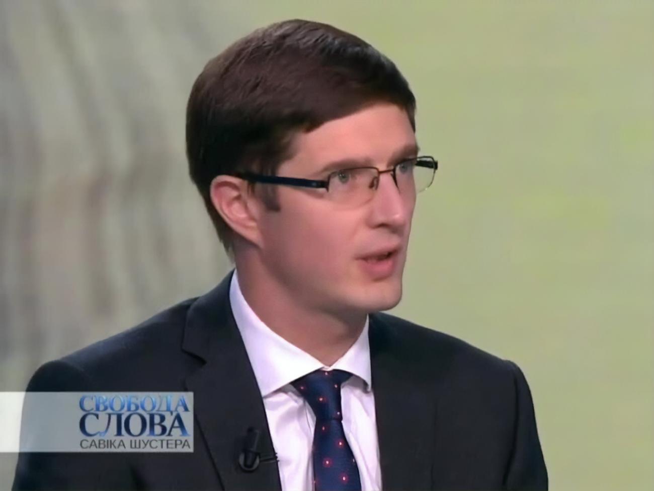 Дмитрий Сахарук:&nbsp;Нигде в Украине купить на более выгодных условиях "Центрэнерго" не сможет, потому что это на 20% дешевле, чем уголь государственных шахт, на 10% дешевле, чем газ, и главное&nbsp;&ndash; тут нет коррупции