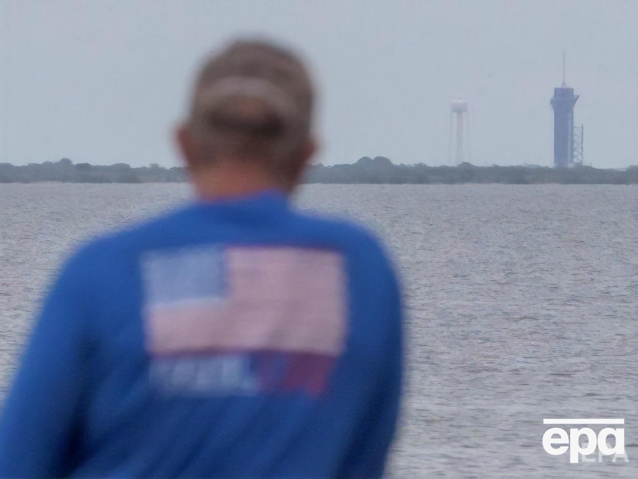 Спутники планируют отправить на орбиту с помощью Falcon 9