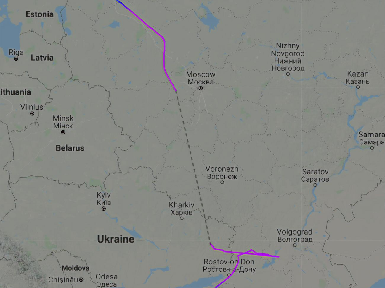 За версією Flightradar24, російський лайнер над Ростовською областю повернув у бік України