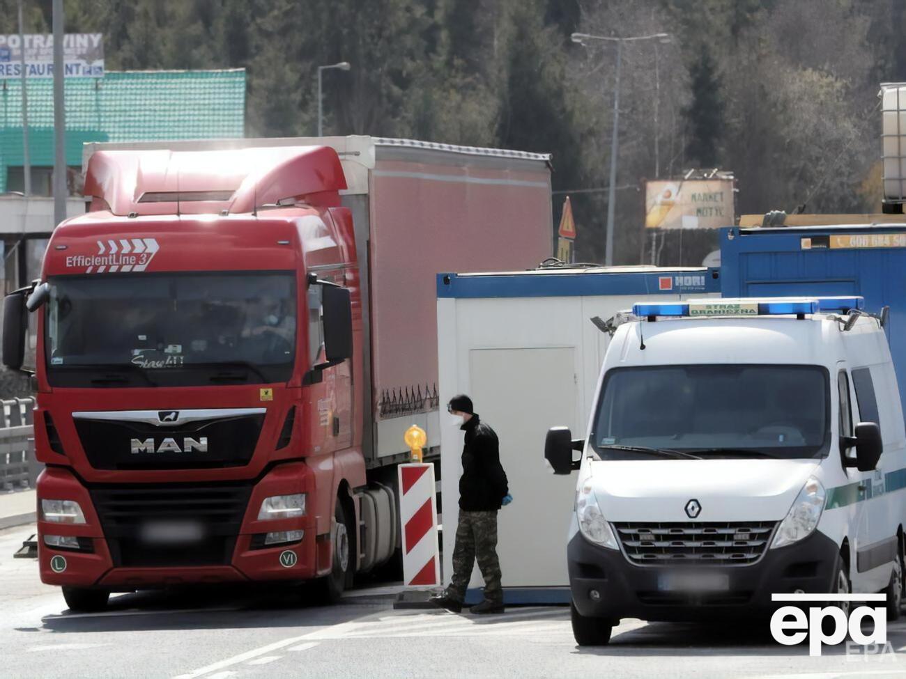 Із "червоної" зони в Угорщину потрапити не зможуть