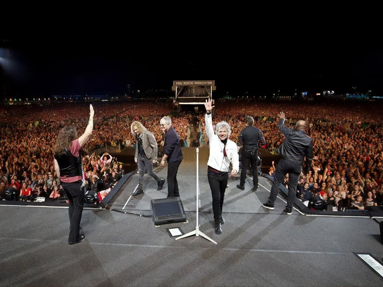 Bon Jovi показали эпизоды протестов после убийства Флойда