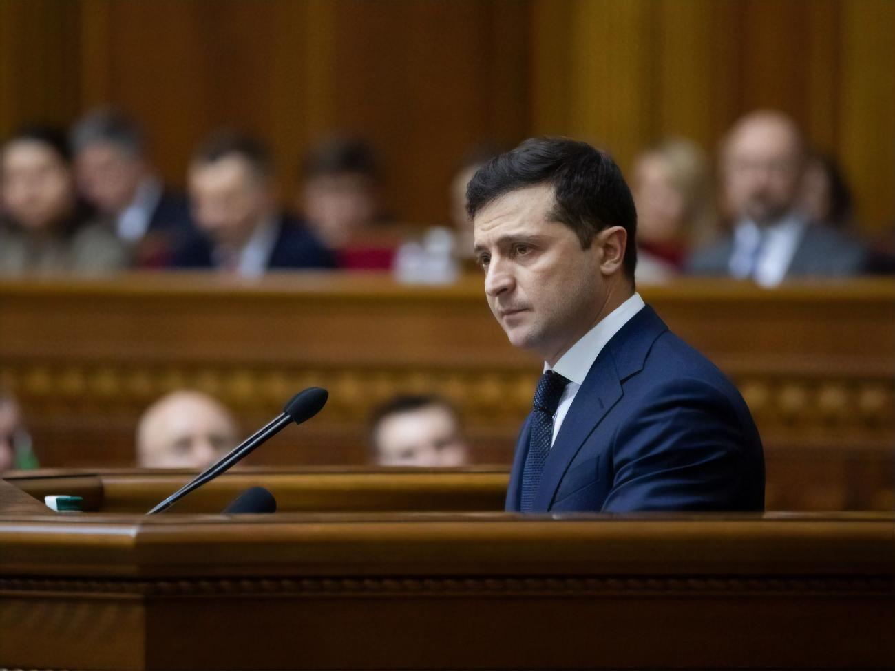 Зеленский:&nbsp;Это целые сферы экономики, которые сейчас находятся на грани выживания