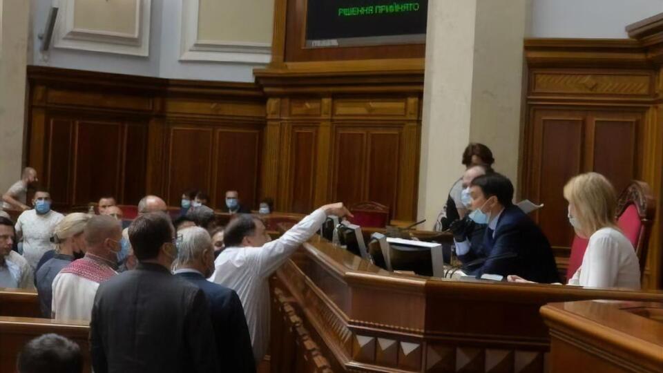 Разумков скликав ще одне позачергове засідання Ради