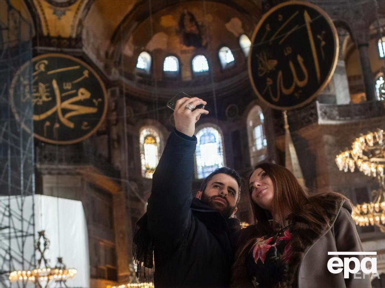 Религиозные церемонии в мечети Айя-София планируют возобновить 24 июля