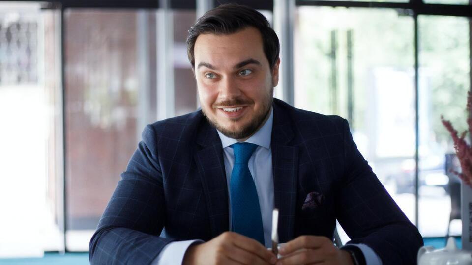 На думку Наталухи, відставка Кабміну не додасть голосів "Слузі народу"
