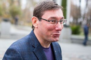 Луценко: Зеленський був наївний і вважав, що у принципі зробити щастя для країни й отримати аплодисменти дуже легко