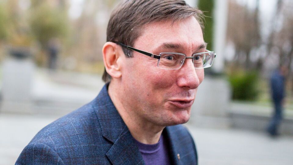 Луценко: Зеленский был наивным и считал, что, в принципе, сделать счастье для страны и получить аплодисменты очень легко