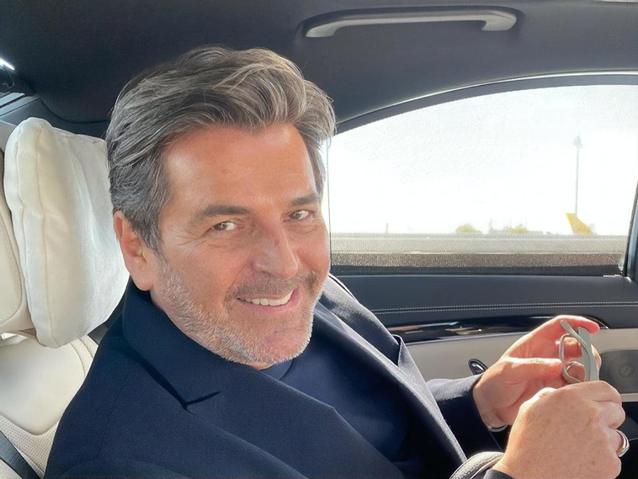 Андерс щасливий у другому шлюбі з перекладачкою Гесс