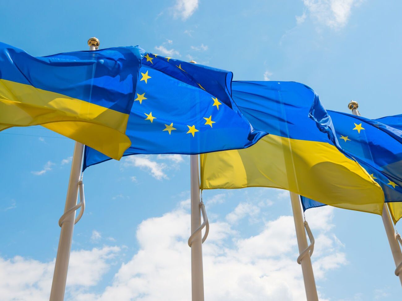 В правительстве Украины положительно оценивают прогресс в евроинтеграции