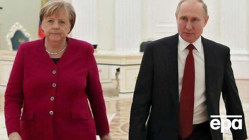 Меркель провела телефонну розмову з Путіним