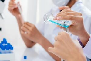 В фонде считают, что минимальный проходной балл на медицинские специальности должен быть не ниже 150