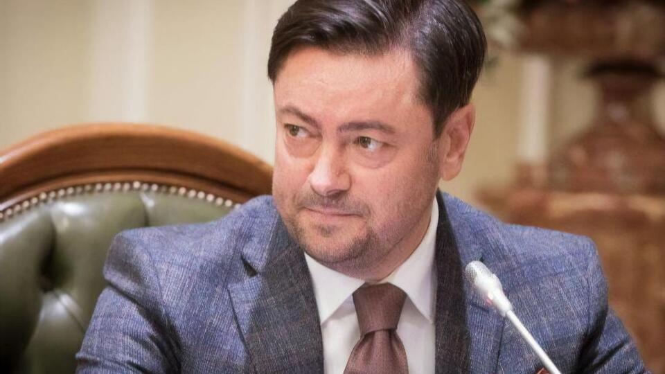 Штучний із вересня 2019 року очолював апарат Верховної Ради