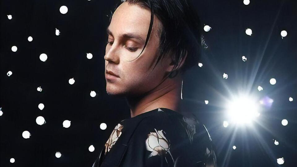 Пивоваров: Если говорить о "Дежавю" – это некий сон. А "Позови" – это явь, которая будет перетекать в сон. Все циклично