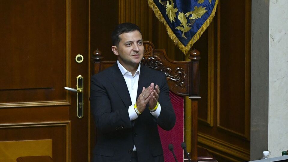 Зеленський узяв участь в урочистому засіданні Верховної Ради