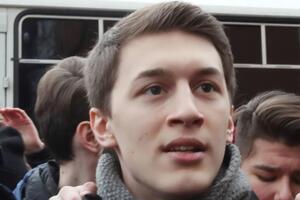 Жуков: Нам жужжат про Украину просто из всех утюгов