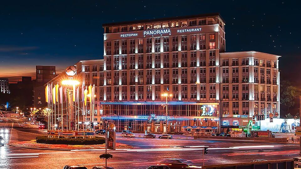 Готель "Дніпро" продали за 1,11 млрд грн