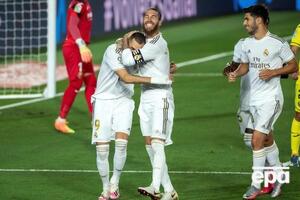"Реал святкує перемогу в матчі проти "Вільярреала" й у чемпіонаті
