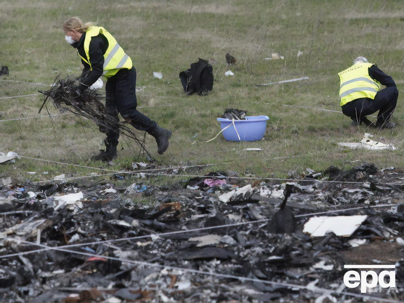 Boeing 777 авіакомпанії&nbsp;"Малайзійські авіалінії"&nbsp;розбився 17 липня 2014 року поблизу Тореза Донецької області