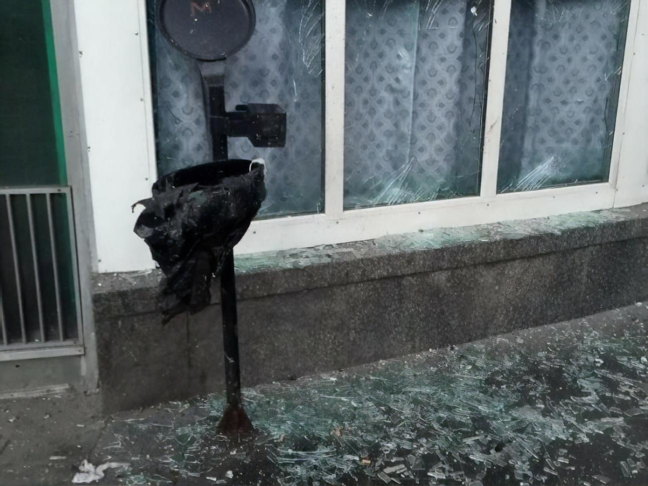 Попередньо встановлено, що вибух стався в урні