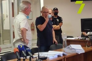 2 сентября Дурачу объявили о подозрении, но он на тот момент уже покинул Украину