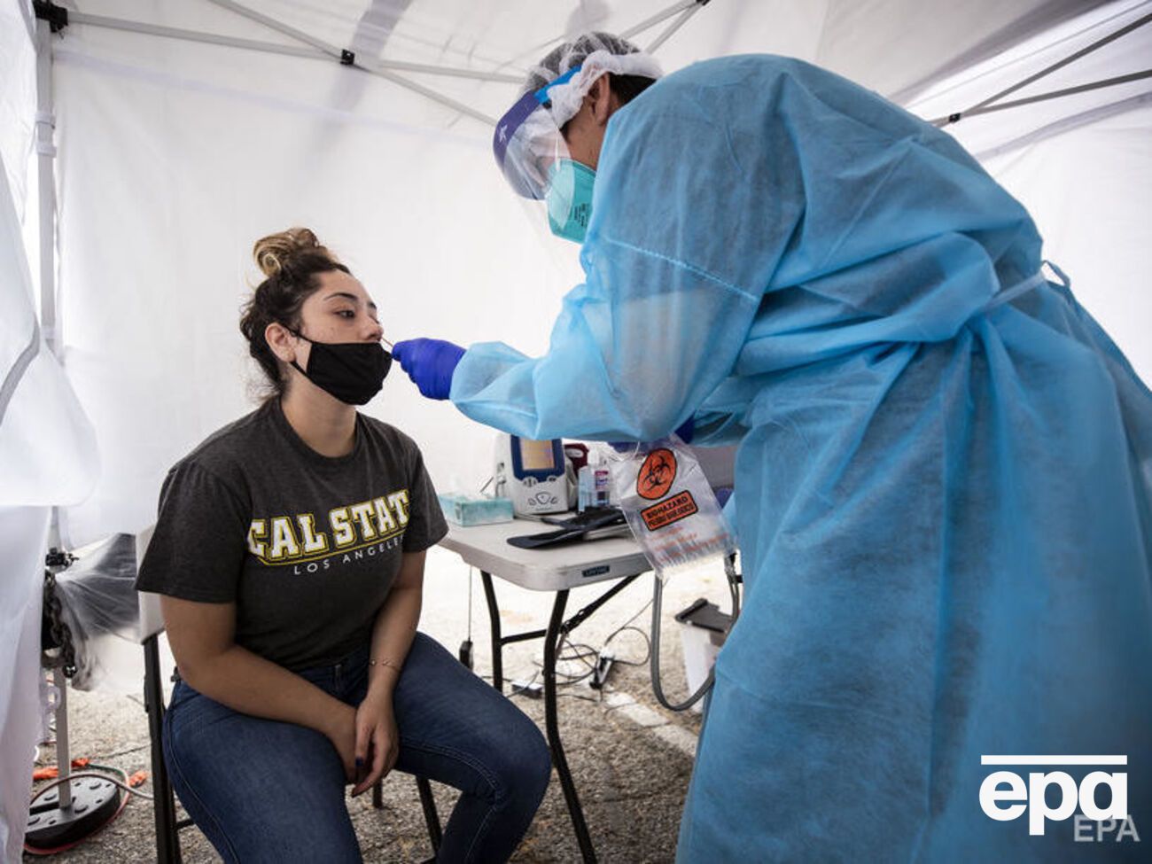 Понад 1 млн випадків зараження коронавірусом було підтверджено протягом чотирьох днів