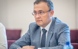 Боднар: Зачем туда ездить, если там оккупанты превратили рай в ад?