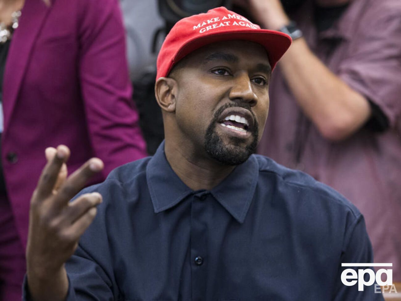 Уэст стал одним из трех независимых кандидатов в президенты, которые зарегистрировались в штате