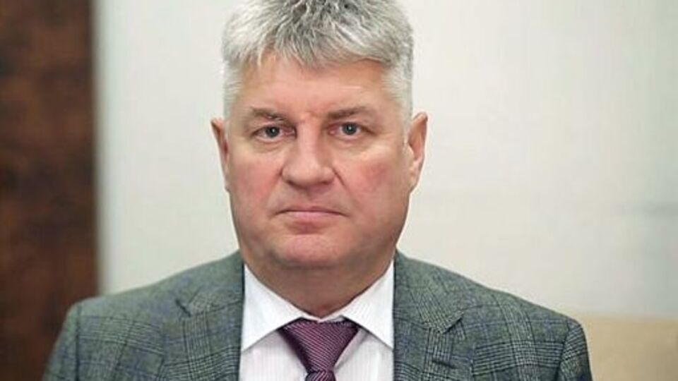 Конеченков: Если президент не вмешается в ситуацию, то принятие закона об изменении условий поддержки возобновляемой энергетики может затянуться на месяцы и привести к банкротству отрасли