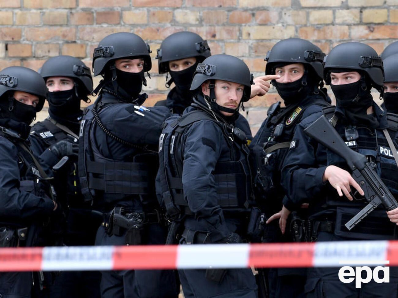 П'ять офіцерів дістали поранення