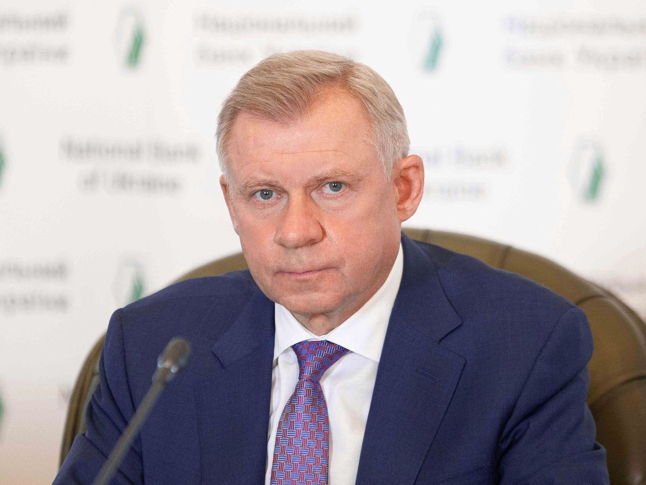 Смолий 1 июля заявил, что подает в отставку из-за политического давления на НБУ