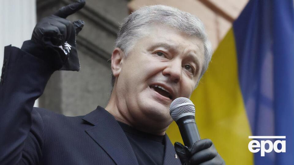 Порошенко считает, что отставка Смолия угрожает финансовой стабильности в Украине