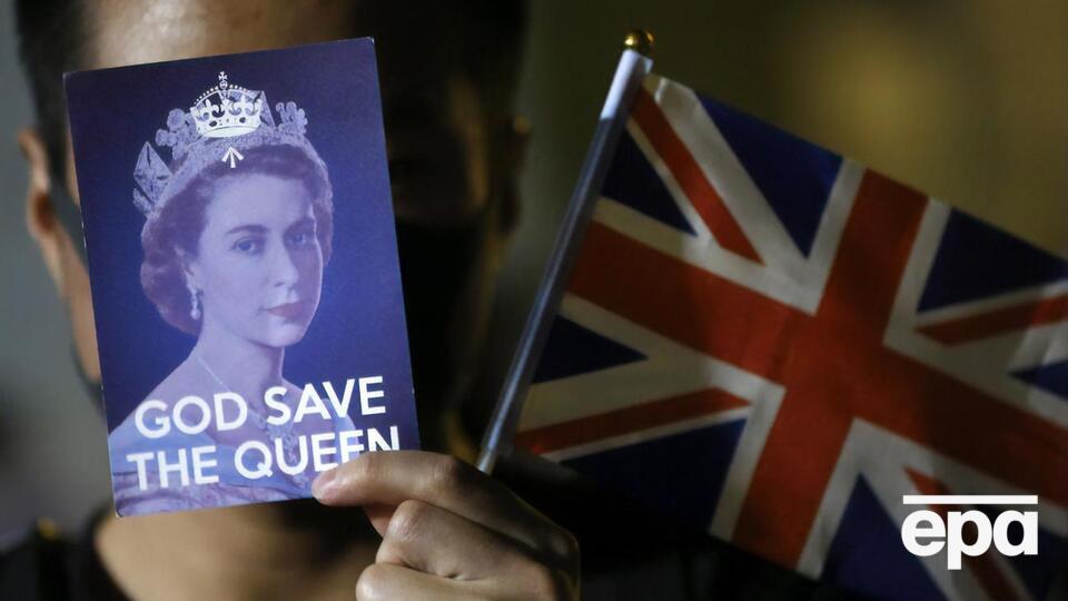 Великобритания передала протекторат над Гонконгом Китаю, но хочет давать убежище жителям этой территории