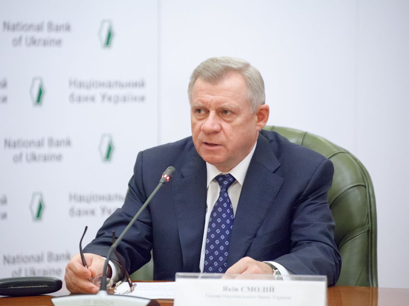 В ЕС отставку Смолия назвали тревожным сигналом