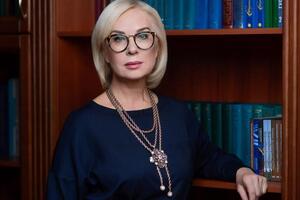 Денисова: На тех, кто отказался "ставить галочку" в бюллетене, осуществляется психологическое давление
