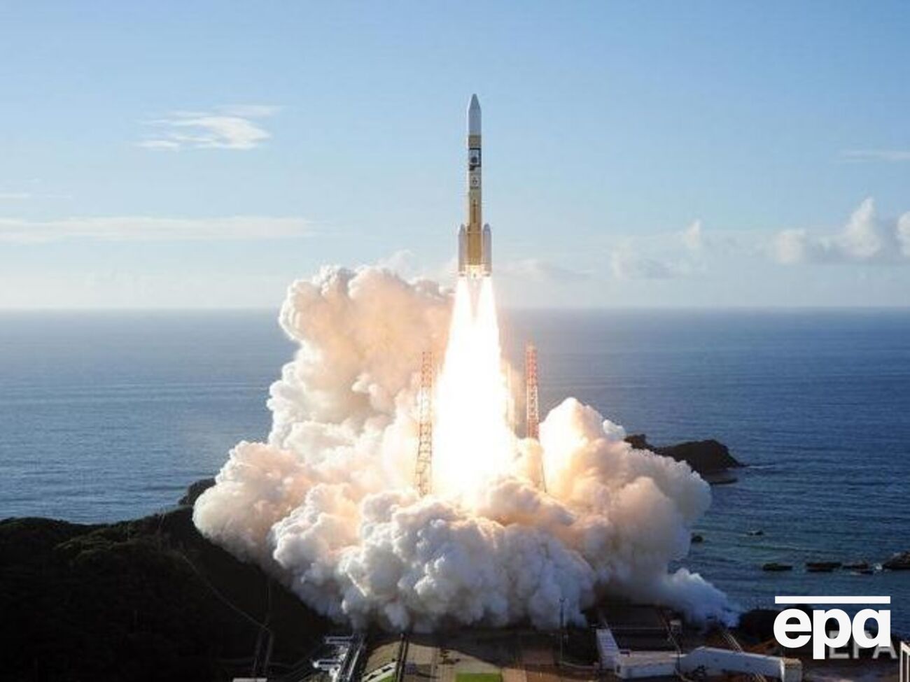 Запуск ракеты с космическим зондом состоялся на космодроме на японском острове Танэгасима