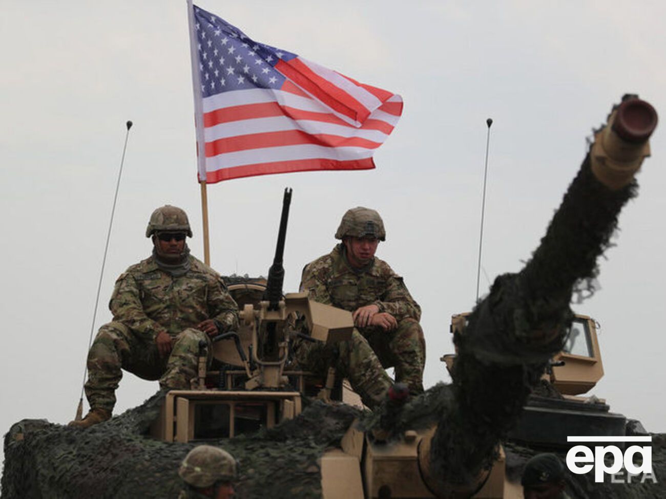 На початку червня стало відомо, що США планують скоротити чисельність своїх військ у Німеччині на 9500 осіб