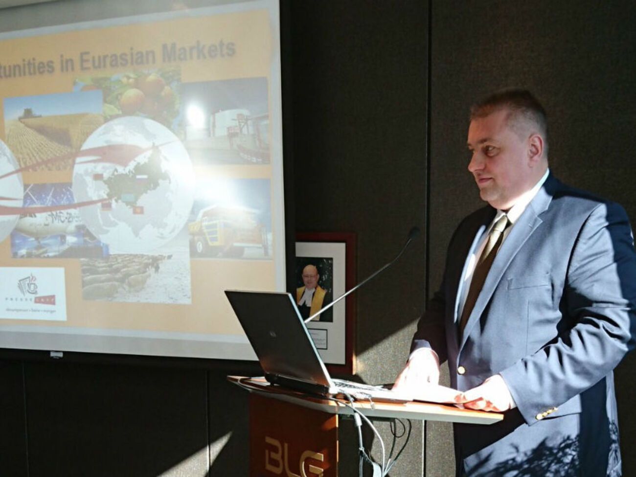 Олег Кравченко ранее был советником посольства Беларуси в Соединенных Штатах