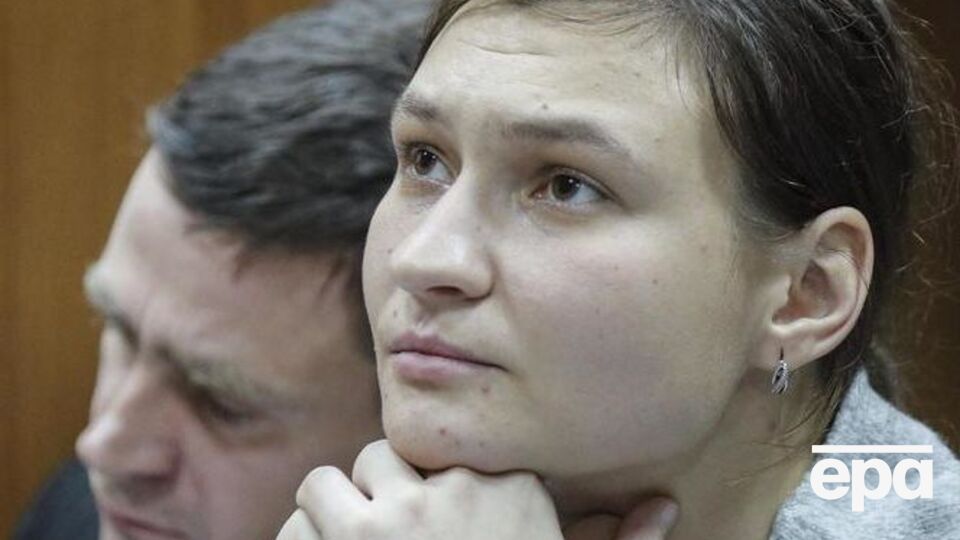 13 липня суд постановив зняти з Дугарь електронний браслет