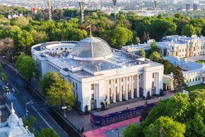 Из 87 принятых с января этого года законов депутаты монобольшинства самостоятельно обеспечили 226 голосов "за" в 29 случаях