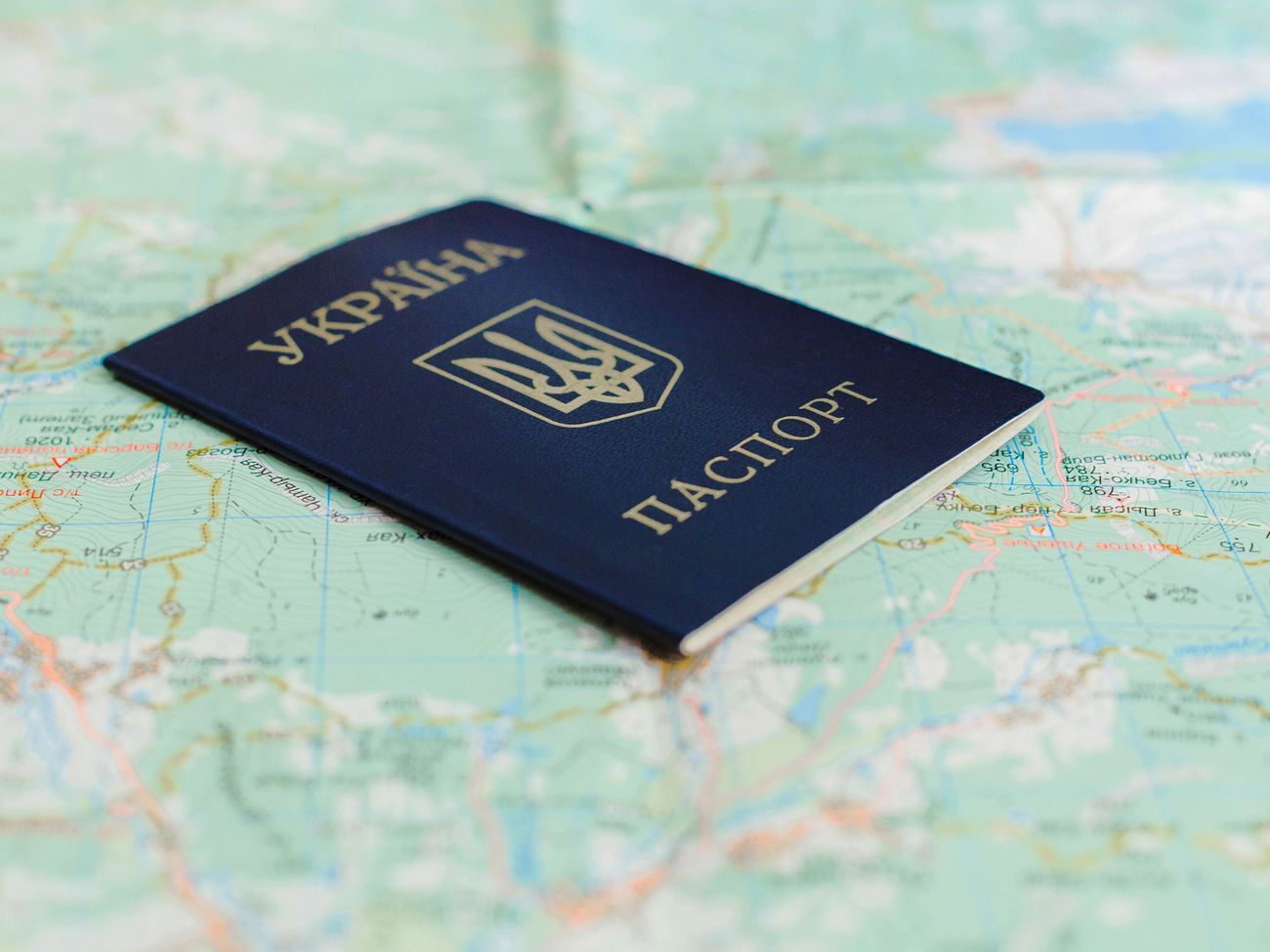 Число стран, куда украинцам разрешили въезд, выросло на 13