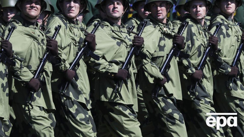 Военная отрасль России не получит более 225 млрд рублей